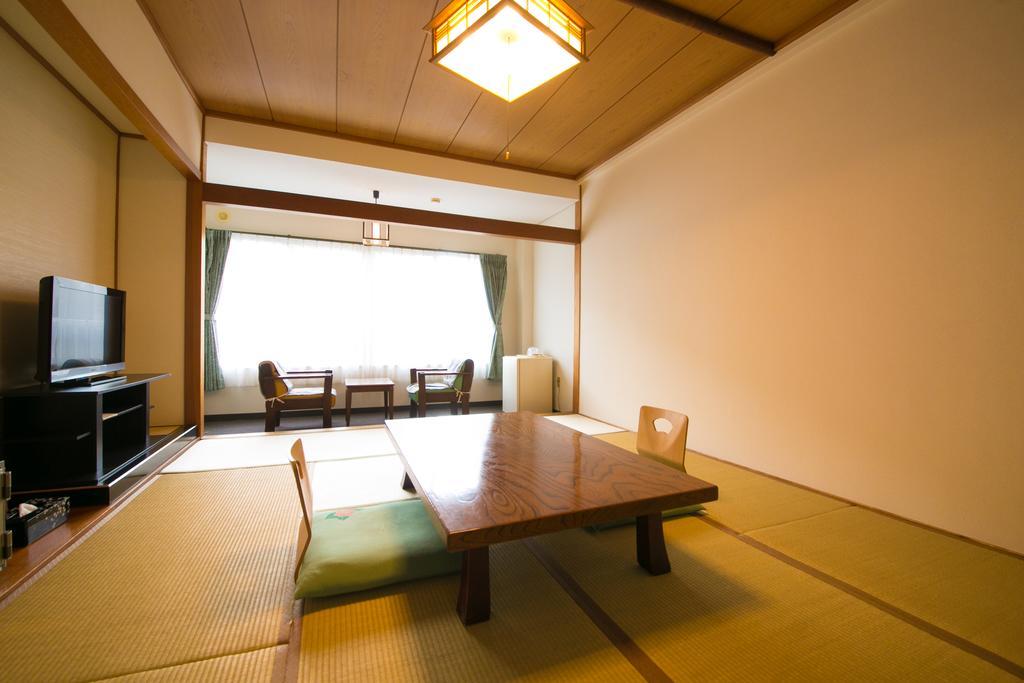Kinosato Yamanoyu Hotel Kokonoe Buitenkant foto